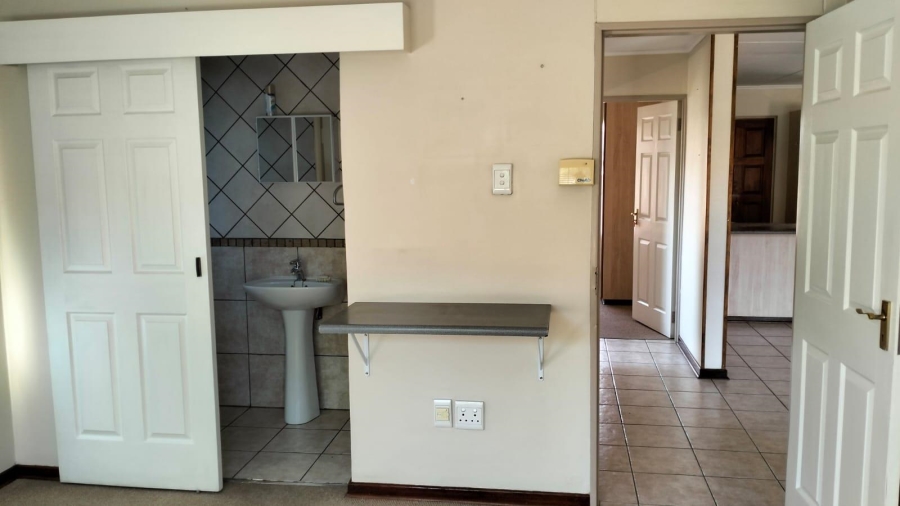 2 Bedroom Property for Sale in Universitas Free State